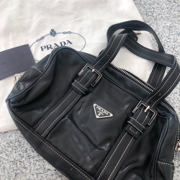 Prada handbag - Picture 1 of 1